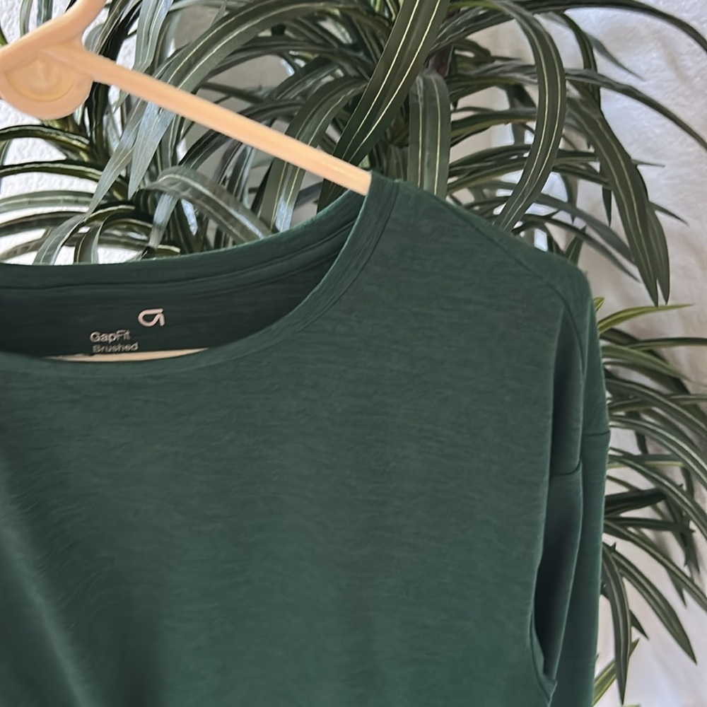 Tall GapFit Brushed Tech Jersey Tee Pine Green - Picture 12 of 12